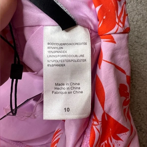 NWT BCBG MAXAZRIA - Isabella Ruffle One-Shoulder Bikini Top - Size 10 - Picture 8 of 9